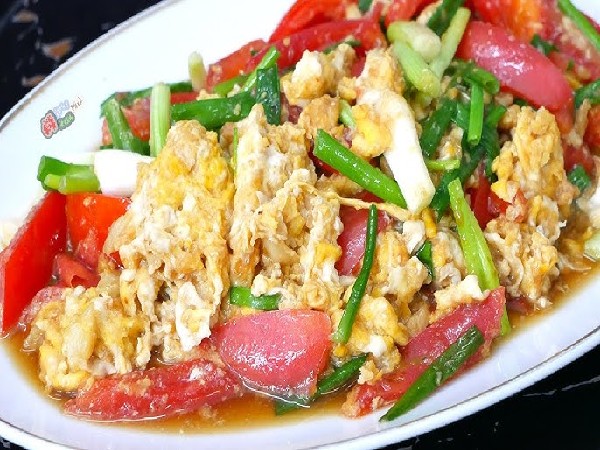 ผัดมะเขือเทศใส่ไข่