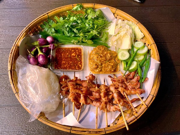 หมูปลาร้า (รับวันอาทิตย์)